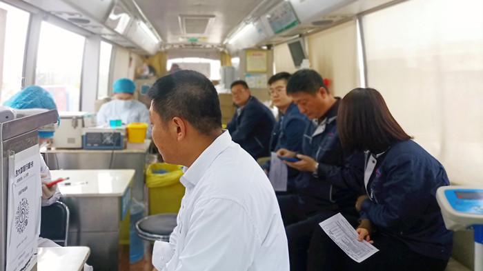 沈陽航空產(chǎn)業(yè)集團組織員工開展“獻熱血、踐初心”無償獻血活動